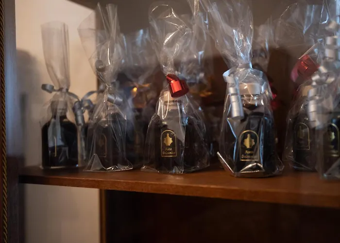 Appartement Santa Caterina - Near Maserati, Ferrari Museum & Railway *