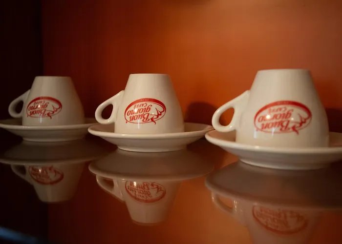 Santa Caterina - Near Maserati, Ferrari Museum & Railway Modène